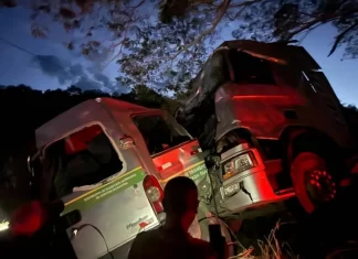 Colisão entre van e carreta mata 10 da mesma família na Chapada Diamantina
