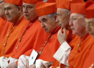Conclave para eleger novo papa começa no dia 7 de maio