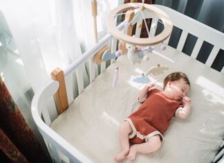 Colchões infantis podem liberar químicos tóxicos durante o sono, diz estudo Colchões infantis podem liberar químicos tóxicos durante o sono, diz estudo