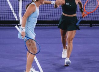 Dupla de Stefani volta a vencer e avança à semi do WTA de Stuttugart Dupla de Stefani volta a vencer e avança à semi do WTA de Stuttugart
