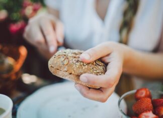 Há espaço para pão em um cardápio saudável? Ciência mostra que sim Há espaço para pão em um cardápio saudável? Ciência mostra que sim