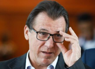 Multa por quebra de regras de saúde mental no trabalho é adiada