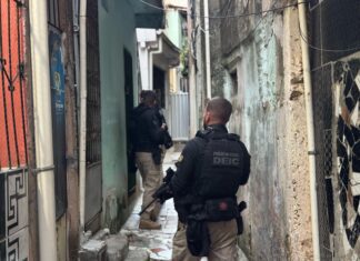 Treze pessoas são presas em operação contra estelionato, roubos, latrocínio e extorsão mediante sequestro na Bahia