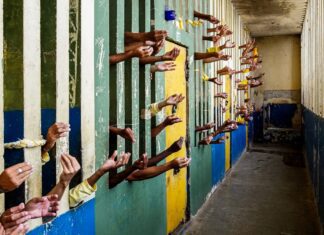 Relatório aponta violação de direitos fundamentais de detentos