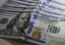 Dólar cai a R$ 5,20 com melhora do cenário externo