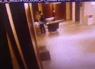 Assista ao vídeo do ex-CEO da Hurb furtando obras no Rio