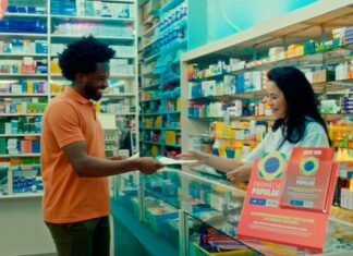 Farmácias fazem campanha contra remédio em supermercado