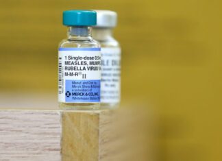 Surtos de doenças evitáveis indicam falhas na vacinação, diz OMS