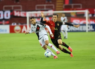 Vasco abre vantagem, mas cede empate ao Melgar pela Sul-Americana