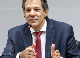 Revisão sobre cobrança do IOF foi para evitar especulação, diz Haddad