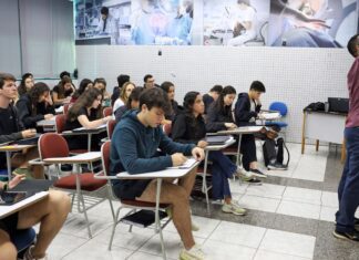 Termina hoje prazo para cursinhos populares enviarem propostas ao MEC