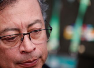 Greve nacional na Colômbia pede reforma trabalhista Greve nacional na Colômbia pede reforma trabalhista