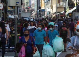 SP: comércio deve faturar 5,4% no Dia das Mães em 2025, diz Fecomércio
