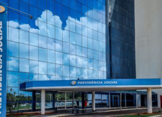 INSS começa a devolver descontos indevidos nesta segunda-feira (26)