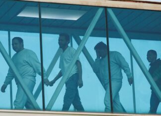 Venezuelanos deportados devem estar detidos em El Salvador, diz ONU Venezuelanos deportados devem estar detidos em El Salvador, diz ONU