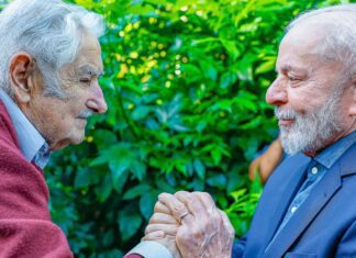 Lula: Mujica mostrou “que luta política e doçura podem andar juntas”