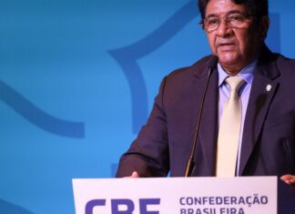 Deputada pede ao STF retirada imediata de Ednaldo Rodrigues da CBF Deputada pede ao STF retirada imediata de Ednaldo Rodrigues da CBF