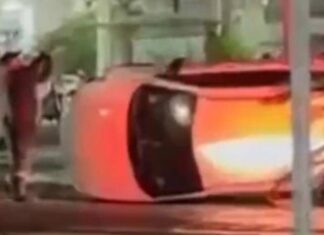 Carro Capota Sob Viaduto Do Aquidabã Em Salvador Na Noite De Quarta-feira (14)