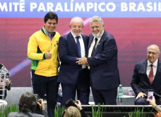 Lula quer que projeto da Universidade do Futebol englobe mais esportes Lula quer que projeto da Universidade do Futebol englobe mais esportes