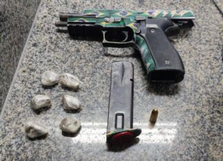 Bope Liberta Reféns E Prende Homem Armado Em Santa Cruz