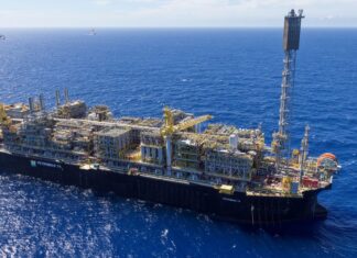 Áreas de jazidas do pré-sal serão leiloadas em dezembro