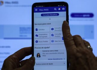 Ligação pedindo prova de vida do INSS? É golpe! Saiba o que fazer