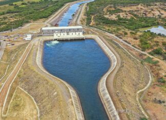 Comissão do governo visita obras da transposição do São Francisco