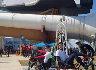 Equipe da UFF representa Brasil em competição de engenharia no Canadá