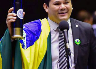 Deputado Gilvan da Federal tem mandato suspenso por três meses