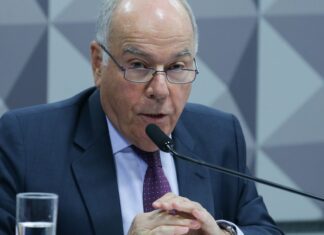 Vieira defende ida de Lula à Rússia no Dia da Vitória contra nazismo