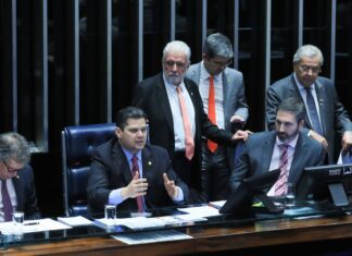Senado aprova PEC que inclui guarda municipal na segurança pública