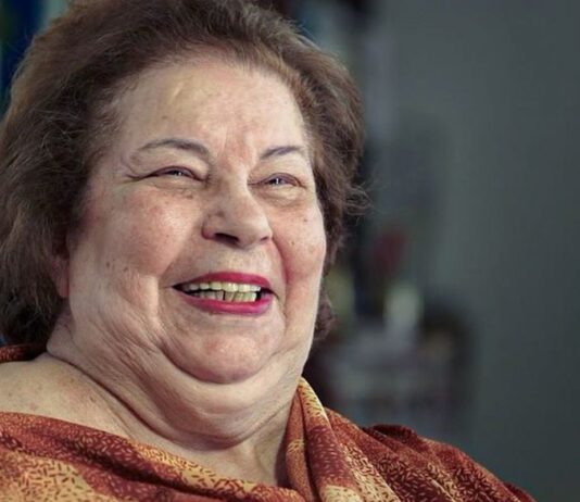 Corpo de Nana Caymmi é enterrado no Rio de Janeiro