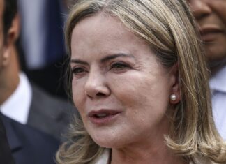 Lula pede empenho a ministros na tramitação de projetos de segurança