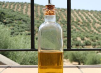 Anvisa proíbe venda e consumo de três marcas de azeite