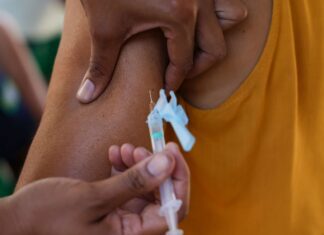 Dia D: campanha de vacinação contra a gripe mobiliza unidades de saúde