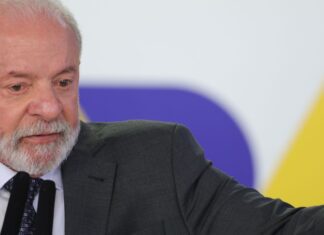 “O mundo ainda não está preparado para viver sem o petróleo”, diz Lula