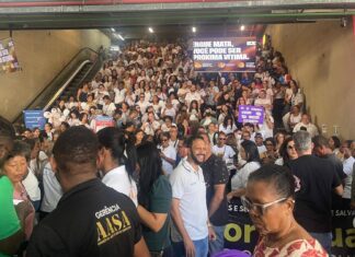 Servidores Municipais De Salvador Protestam Na Estação Da Lapa Nesta Segunda (9)