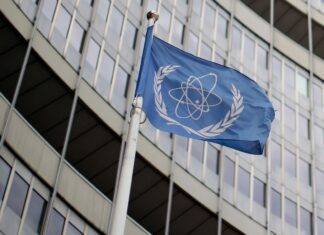 Agência de energia atômica descarta vazamento radiológico no Irã Órgão de vigilância nuclear da ONU diz que Irã viola obrigações