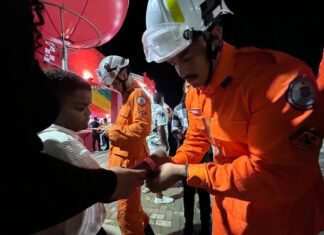 Bombeiros Distribuem Pulseiras De Identificação No São João De Cruz Das Almas