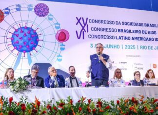 Brasil reduz transmissão do HIV vertical e pede certificado da Opas