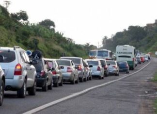 Movimento Já é Intenso Nas Estradas Antes Do São João; Lentidão Atinge BR-324