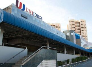 Briga Entre Torcidas Causa Tumulto E Assusta Alunos Em Faculdade De Salvador