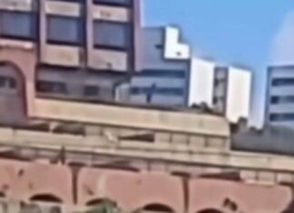 Antigo Hotel Em Salvador é Invadido Por Grupo De Pessoas