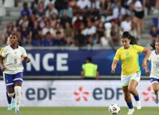 Seleção feminina é derrotada em último teste antes da Copa América Seleção feminina é derrotada em último teste antes da Copa América