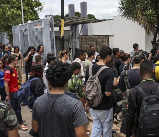 Mais de 5,3 milhões de pessoas já se inscreveram no Enem deste ano
