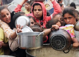 Em 48 horas, Israel mata 200 pessoas e fere mil na Faixa de Gaza Em 48 horas, Israel mata 200 pessoas e fere mil na Faixa de Gaza