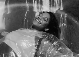 Família de Juliana Marins pede nova autópsia à Justiça do Brasil Família de Juliana Marins reclama de descaso de aérea no traslado