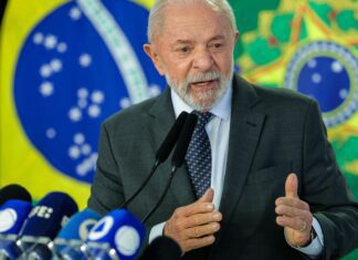 Lula confirma discussão de alternativas para a alta do IOF