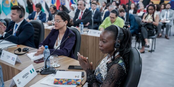 Cúpula da Juventude do Brics busca cooperação para mercado de trabalho
