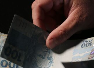 Lei do salário mínimo, que faz 90 anos, organizou relações de trabalho